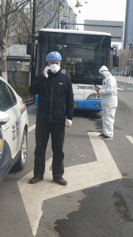 协调护送车辆.jpg